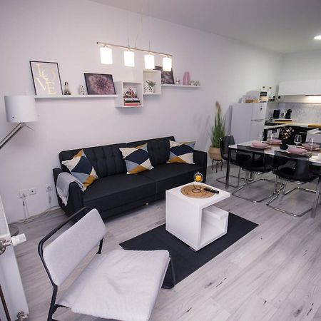 Apartman Day Appartement Čakovec Buitenkant foto